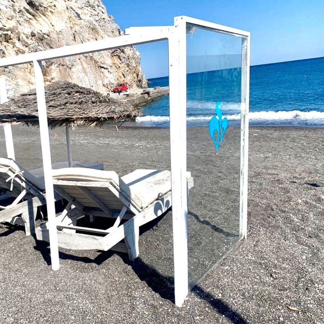 Santorini plexiglass (1)