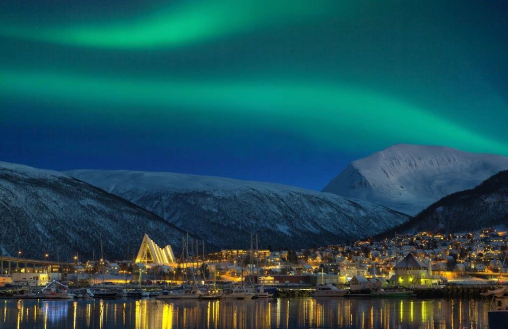 romantic-city-tromso-norway