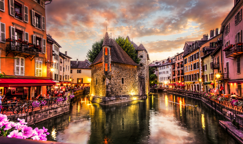 River and river houses in the center of Annecy in France