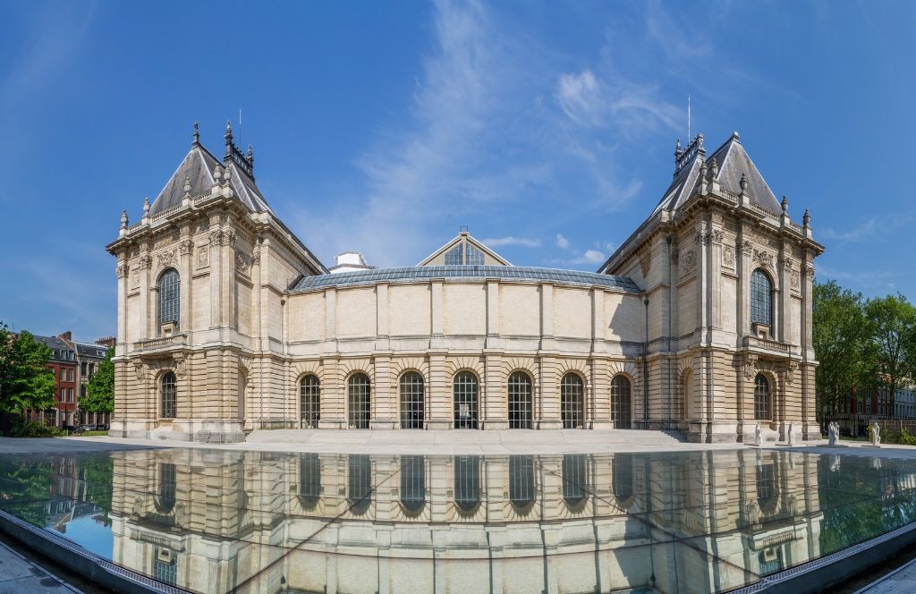visit the Palais des Beaux-Arts during your weekend in lille