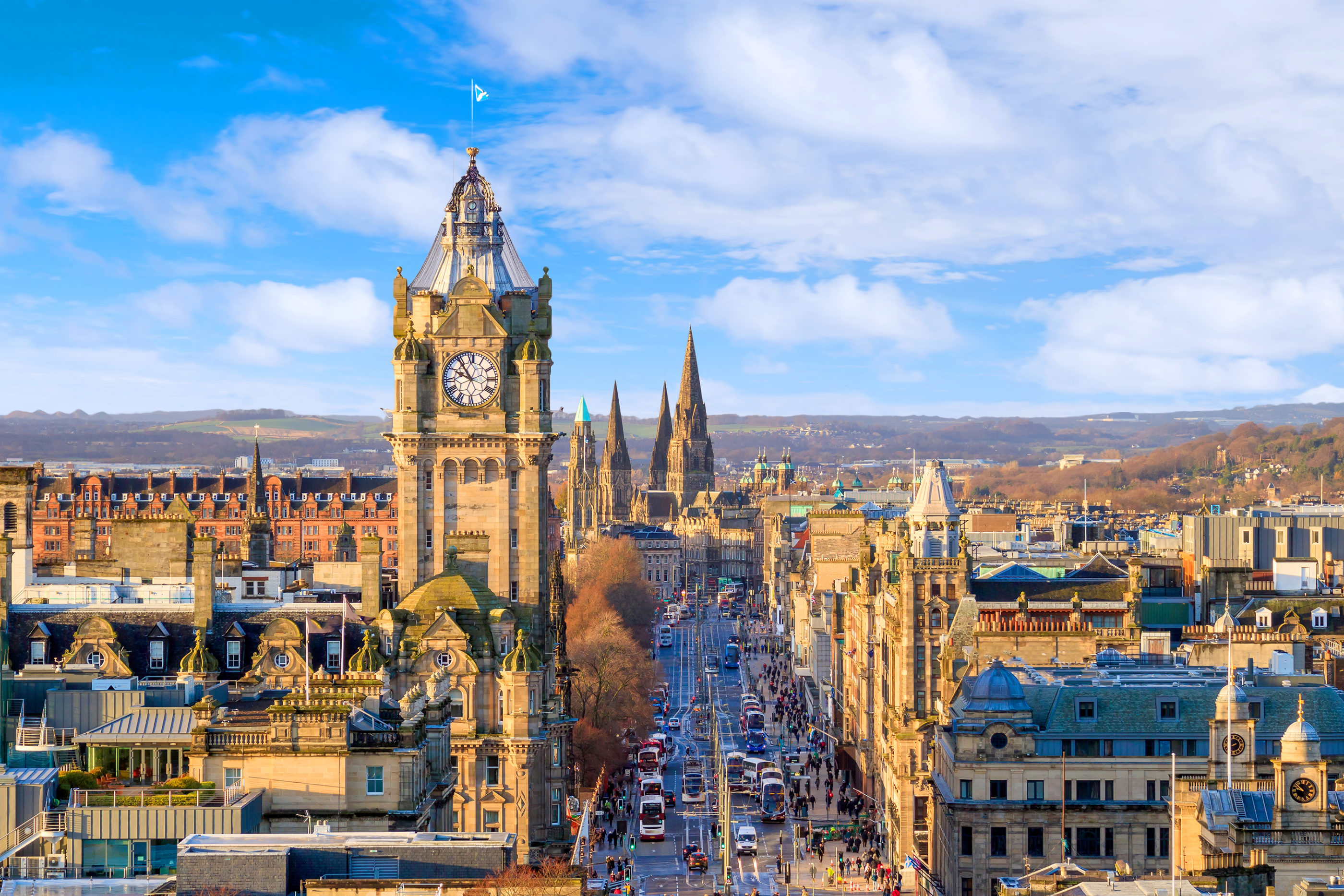 The Perfect Weekend In Edinburgh: A Complete Guide