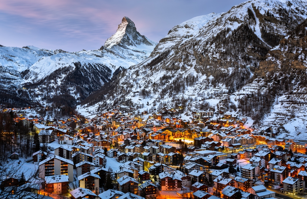 Blick über Zermatt und den Matterhorn