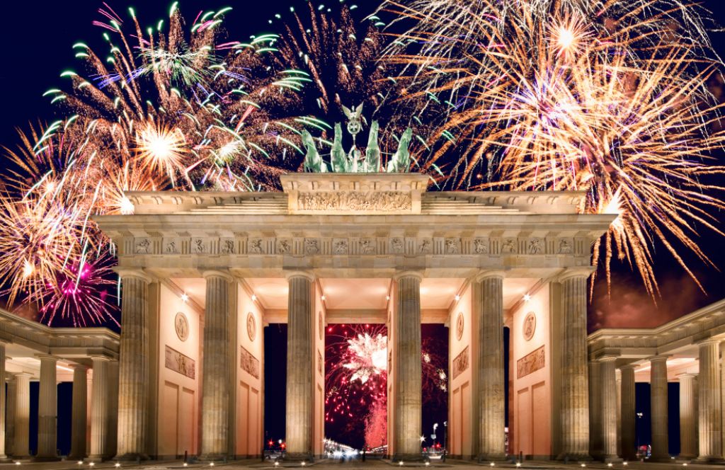 Feu d'artifice Nouvel An Berlin à la porte de Brandebourg