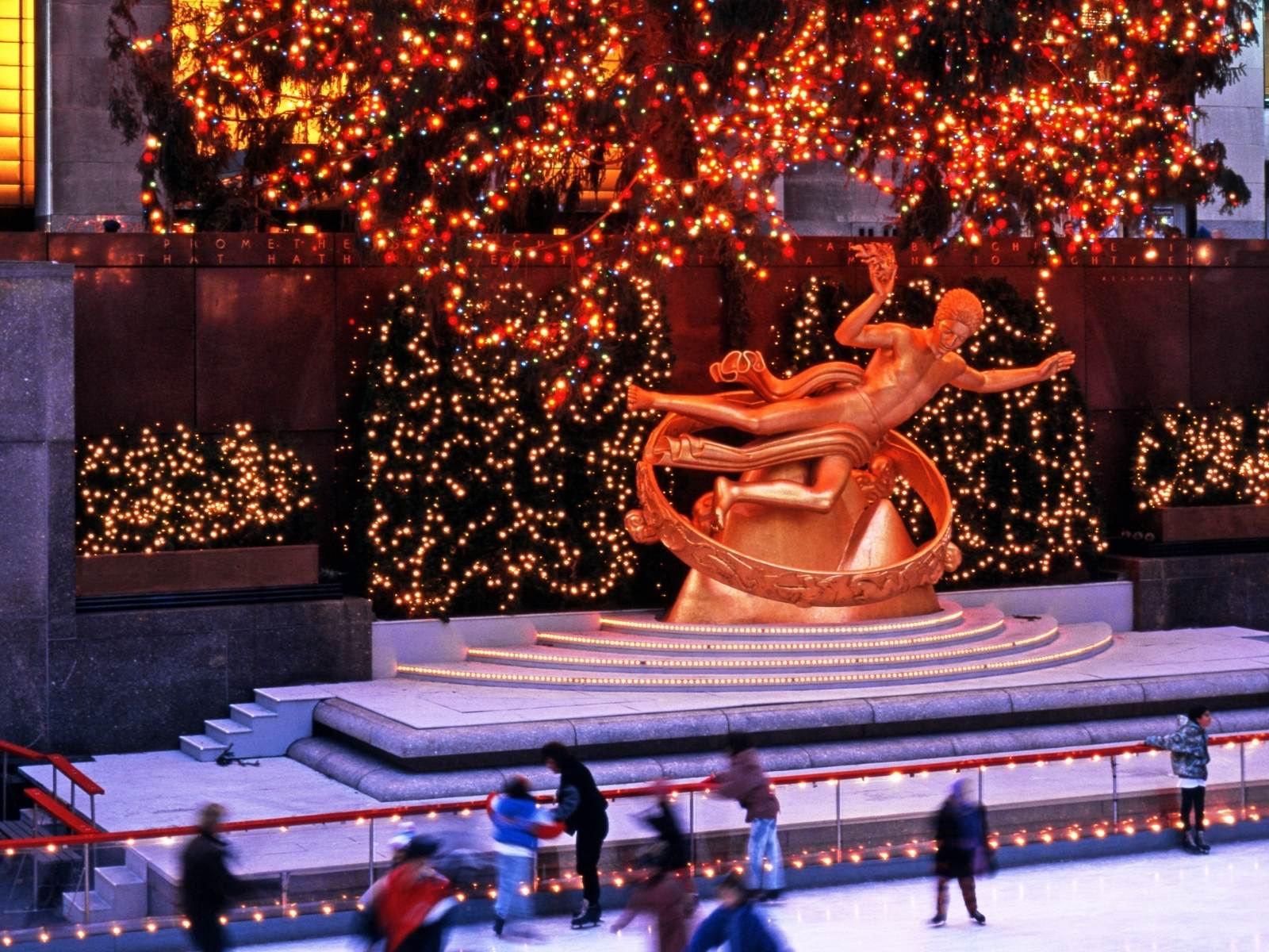 The Best Outdoor Ice Skating Rinks in the US, from East to West