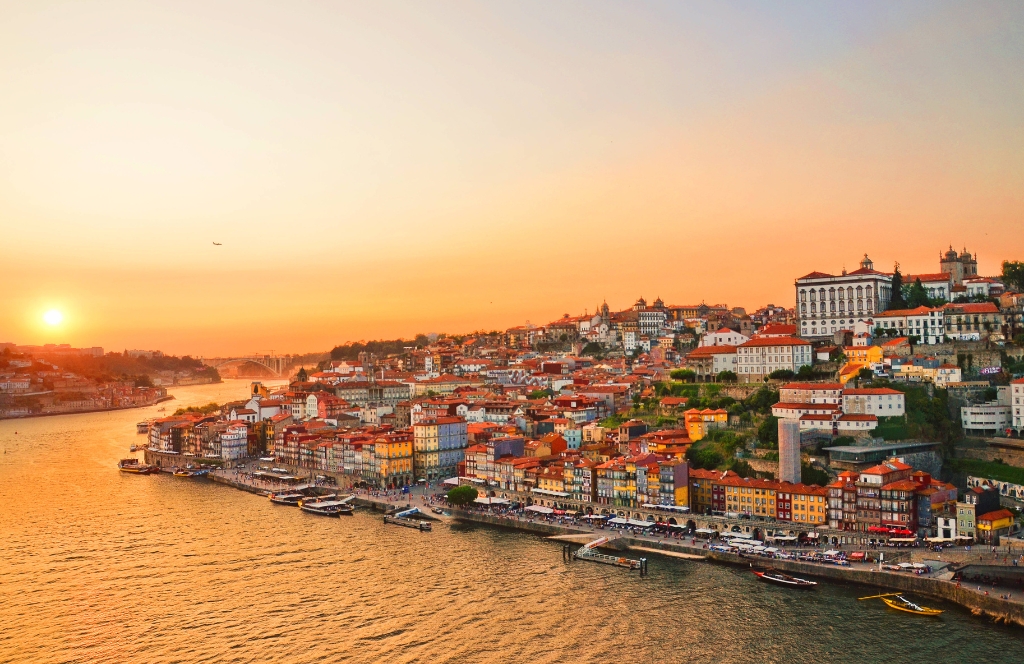 Sonnenuntergang über Porto