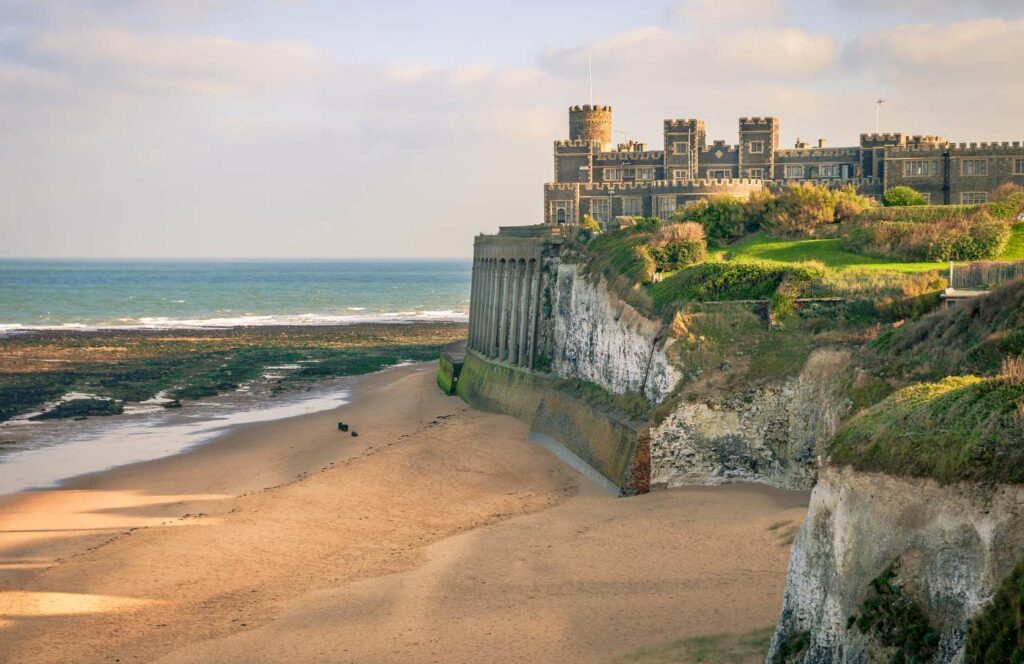 honeymoon destinations in the UK by the beach