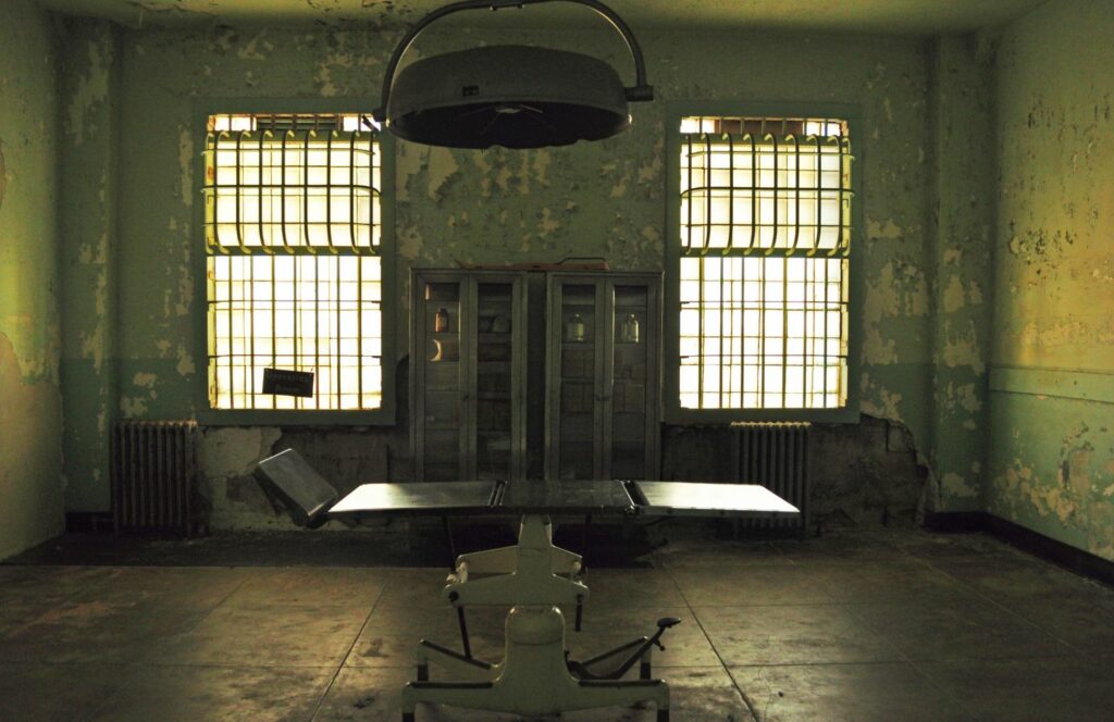 alcatraz, one of the most macabre travl destinations in the us