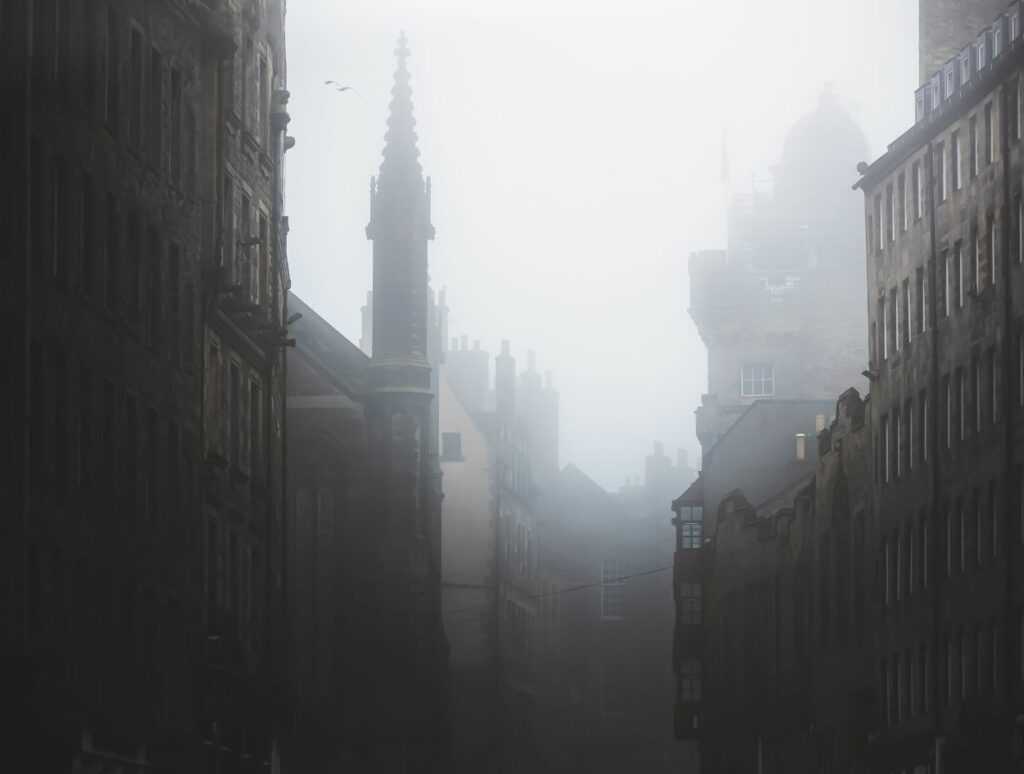 a misty evening in edinburgh- one of the most haunted places in the world