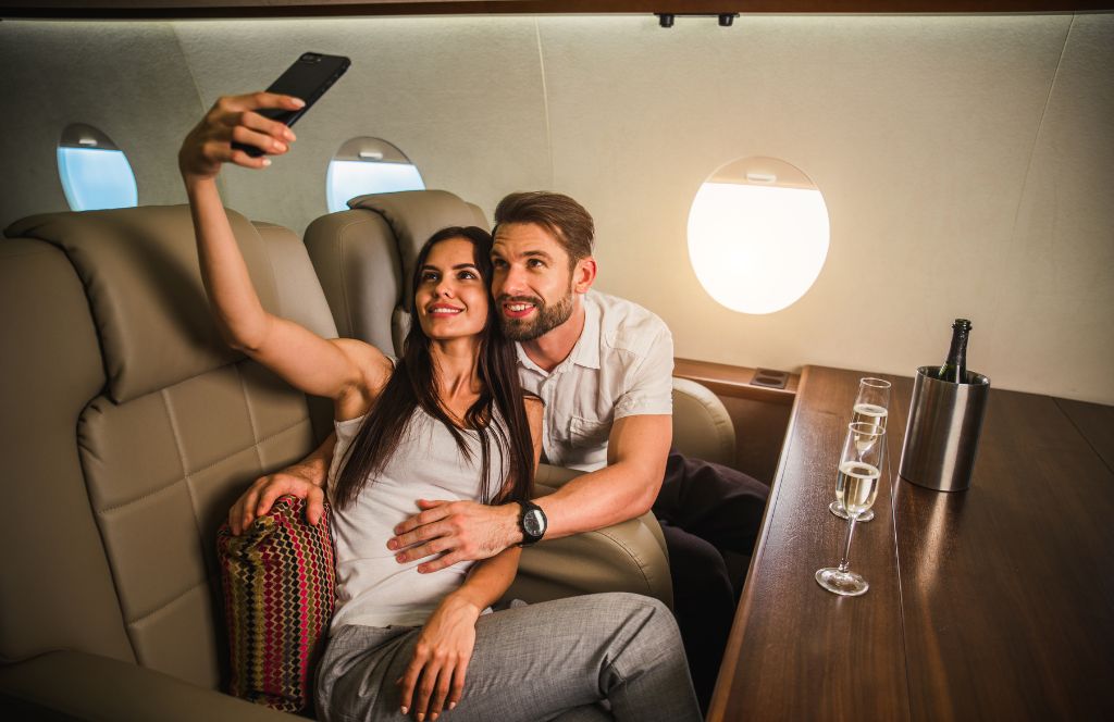 couple on first class flight