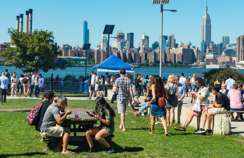 visit Smorgasburg in brooklyn during your weekend in new york
