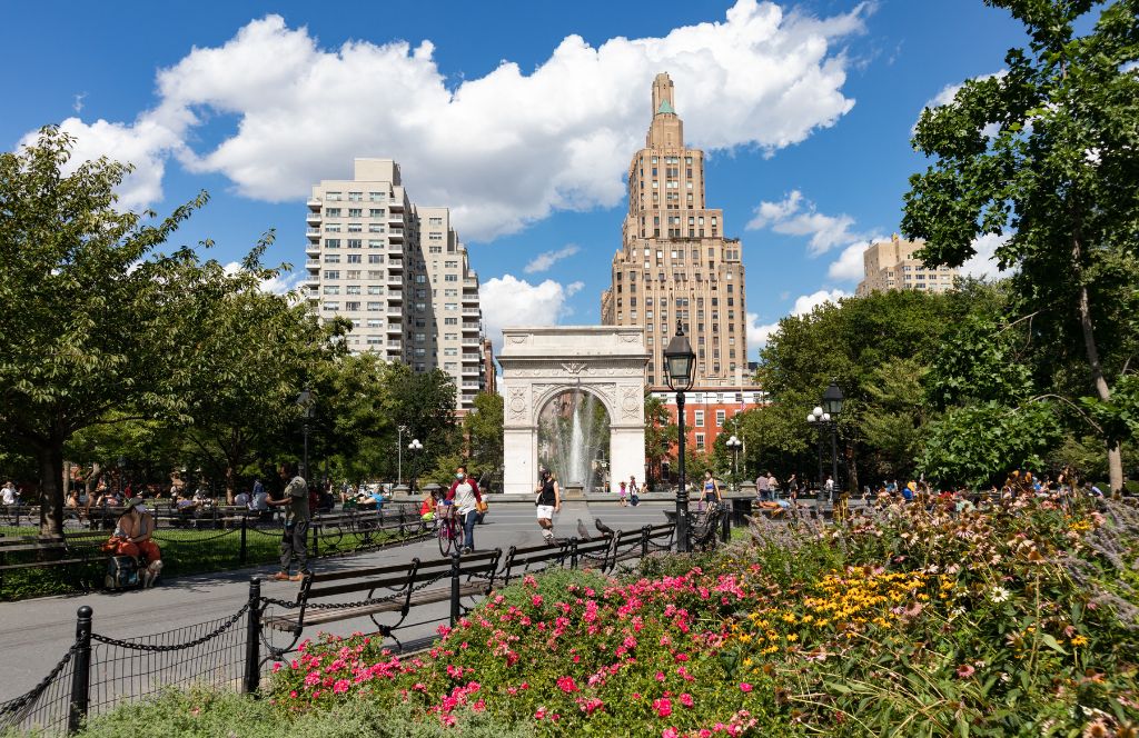 washington square park during a weekend in new york