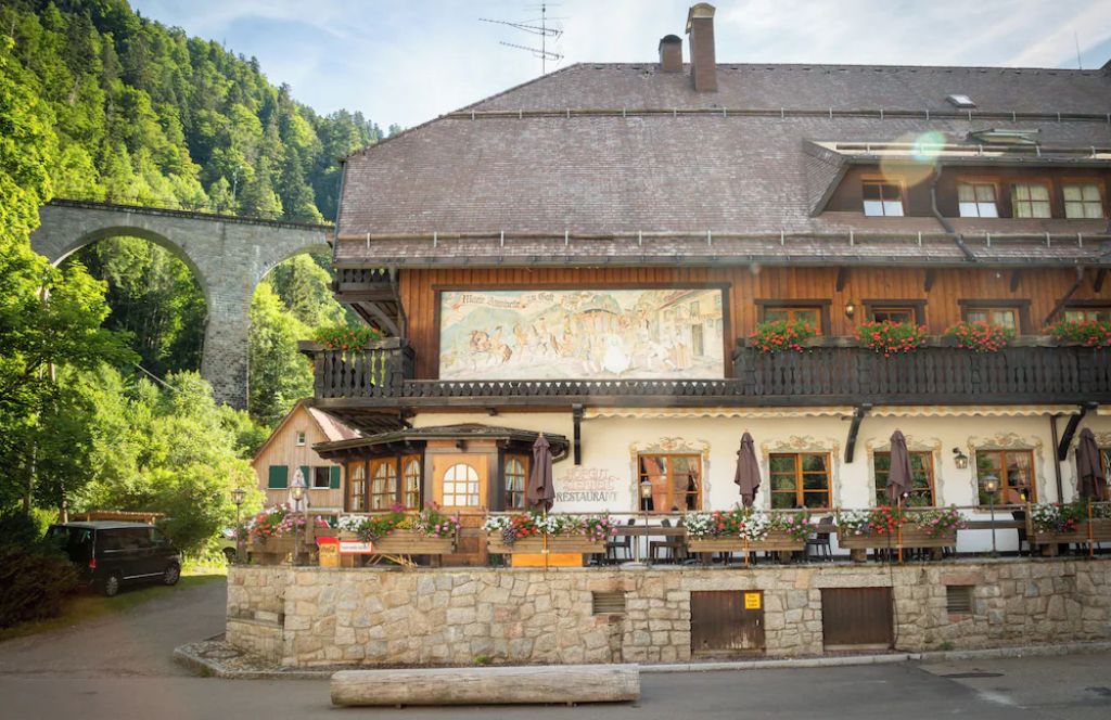 embrace German Christmas tradition by staying at Hotel Hofgut Sternen