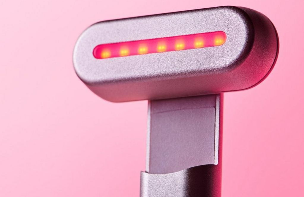 use this sonic device as a luxury 18th birthday gift idea for her