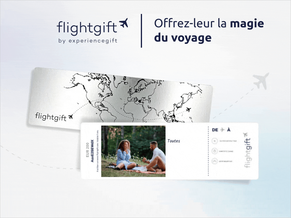 Une carte cadeau billet avion offerte à un mariage