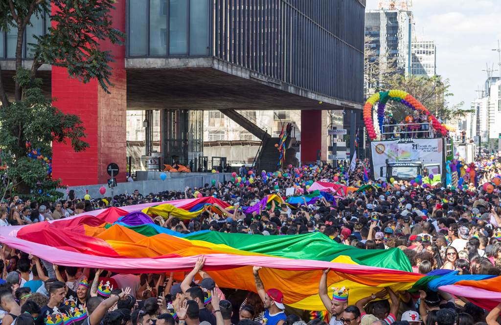 pride festival sao paolo