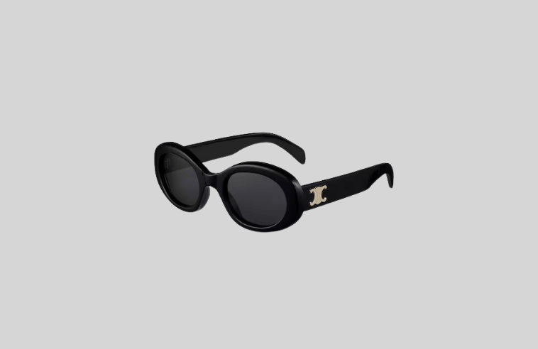 Designer sunglasses are a great retirement gift for women