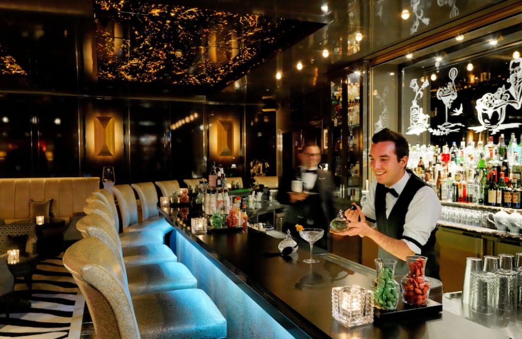 een hotel in düsseldorf vlakbij de beste kerstmarkt in europa