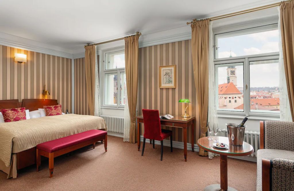 hotel nabij de kerstmarkt van Praag