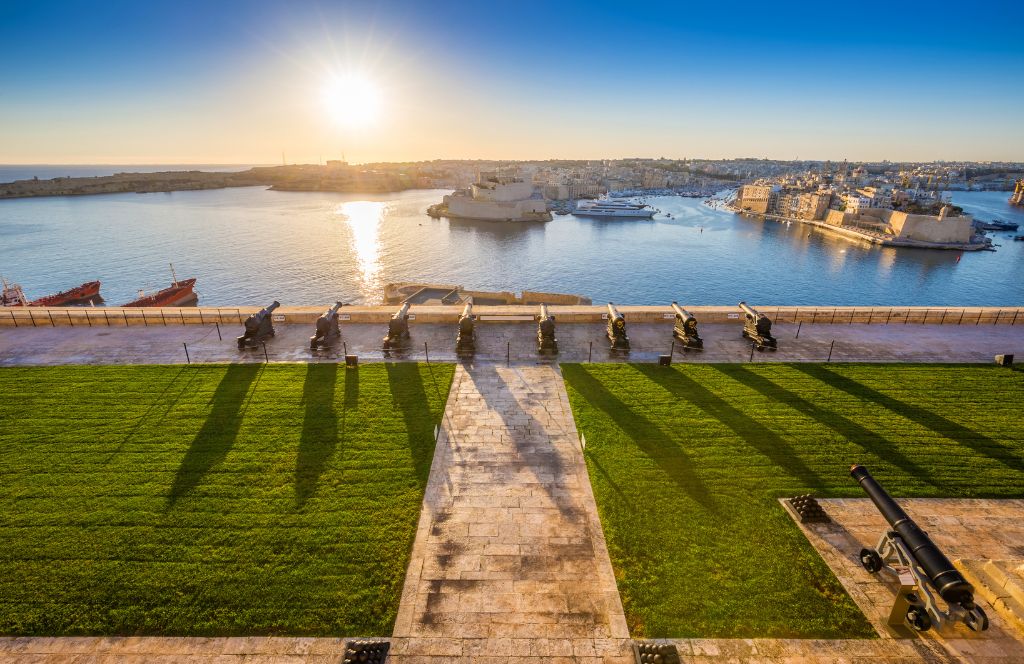 in january go to birgu