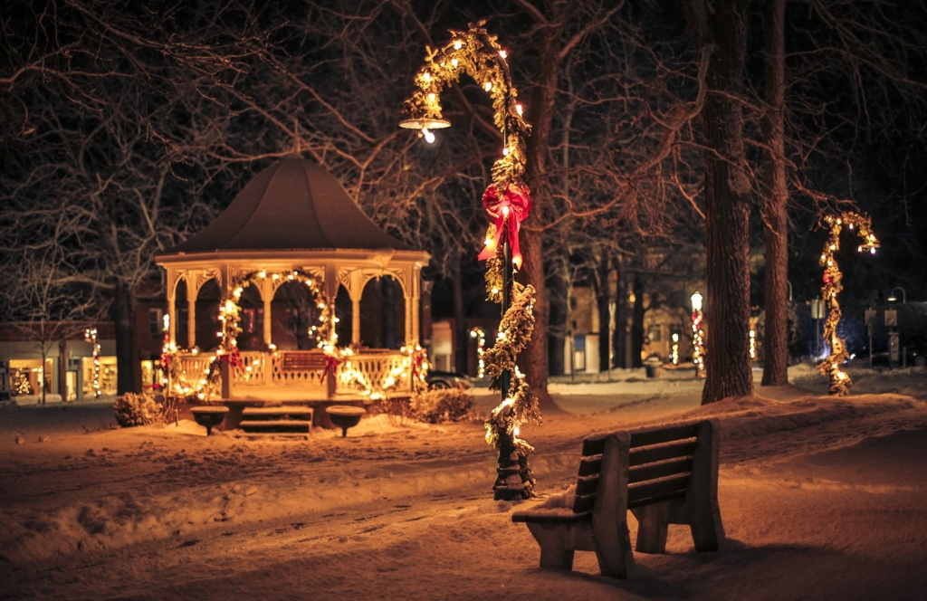 Petoskey Michigan Christmas Towns in Michigan