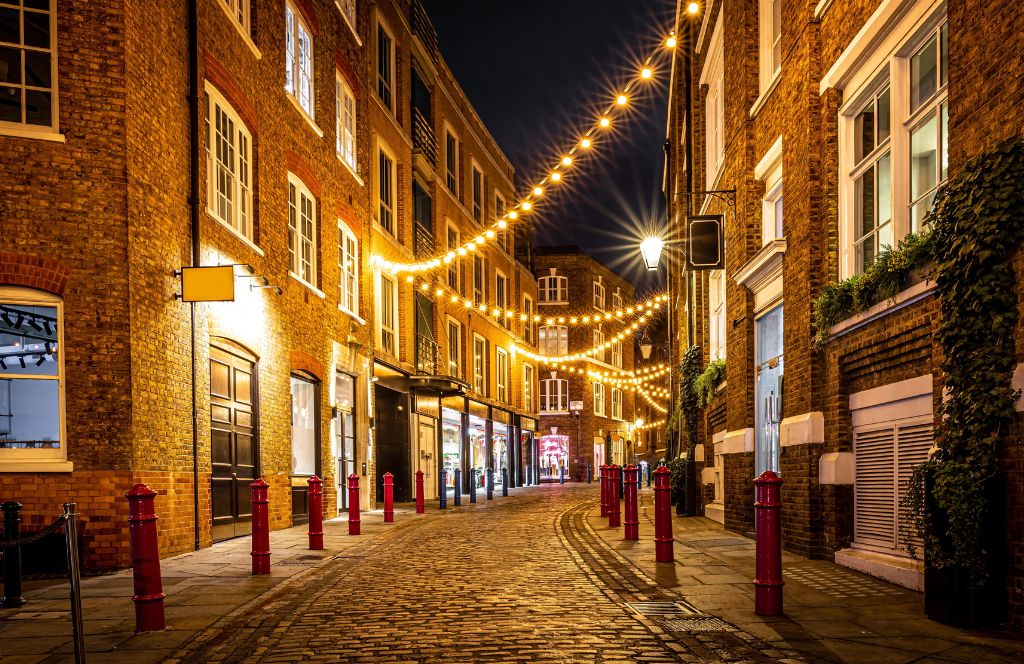a christmas street in england at christmas