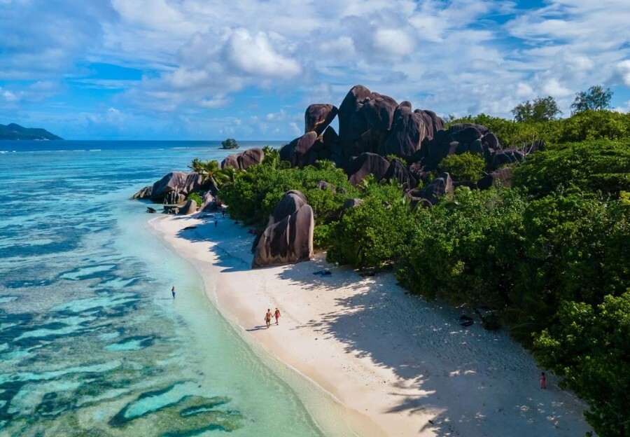Die Seychellen sind eines der besten Fernreiseziele im August